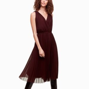 Aritzia Wilfred Karel Dress – Size Small – Pleated Burgundy Midi